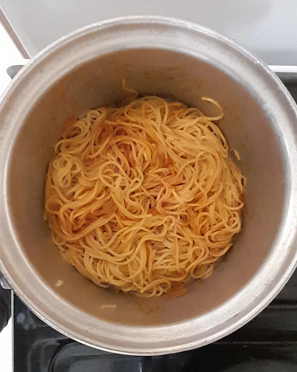 عکس ماکارونی شفته شده