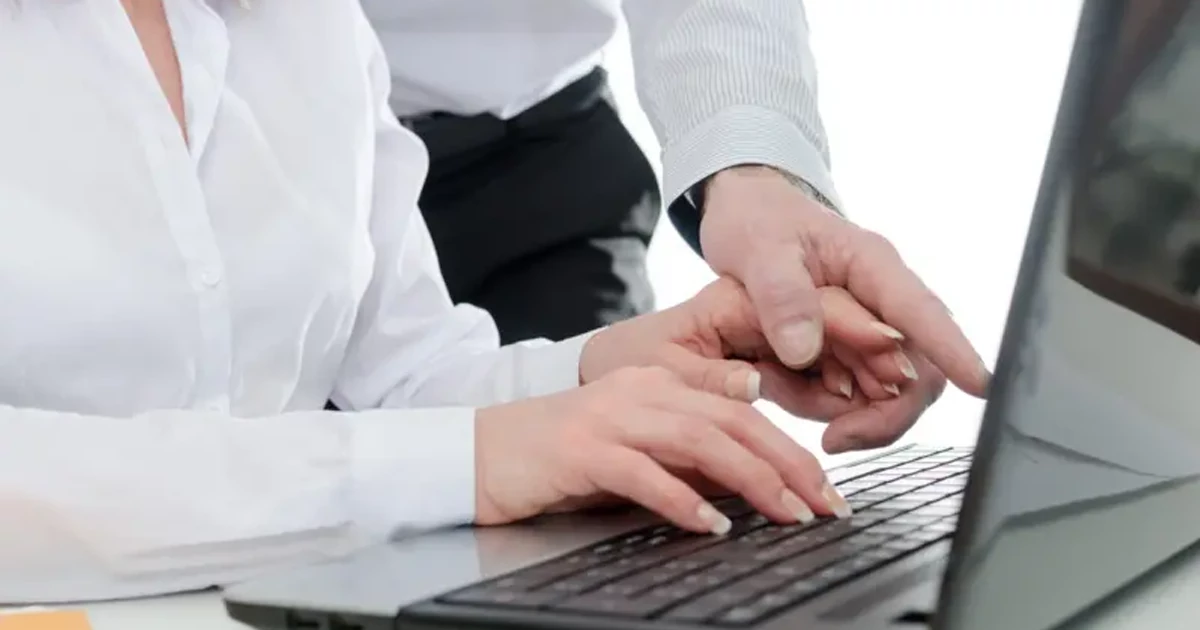 آزار جنسی در محیط کار