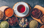 10 دمنوش‌ گیاهی سالم که باید امتحان کنید