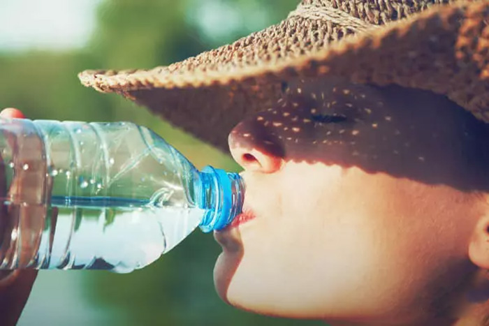 Staying Hydrated During the Summer Heat