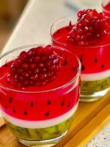 تزئین ژله شب یلدا