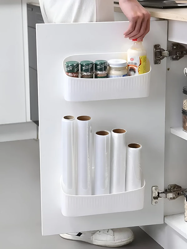 استفاده از در کابینت برای مرتب کردن وسایل آشپزخانه